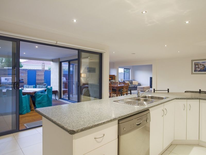 18 Seahaze Drive, Torquay VIC 3228