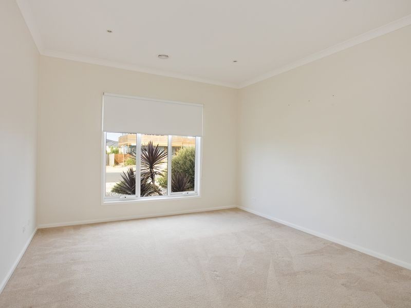 18 Centreside Drive, Torquay VIC 3228