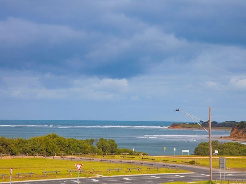 305/100 The Esplanade, Torquay VIC 3228