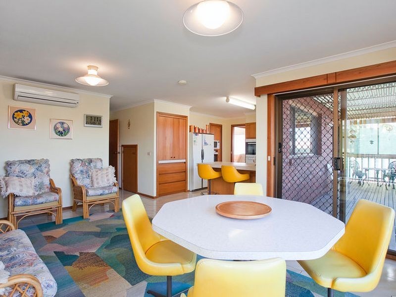 86 Fischer Street, Torquay VIC 3228