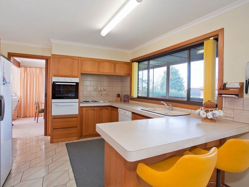 86 Fischer Street, Torquay VIC 3228