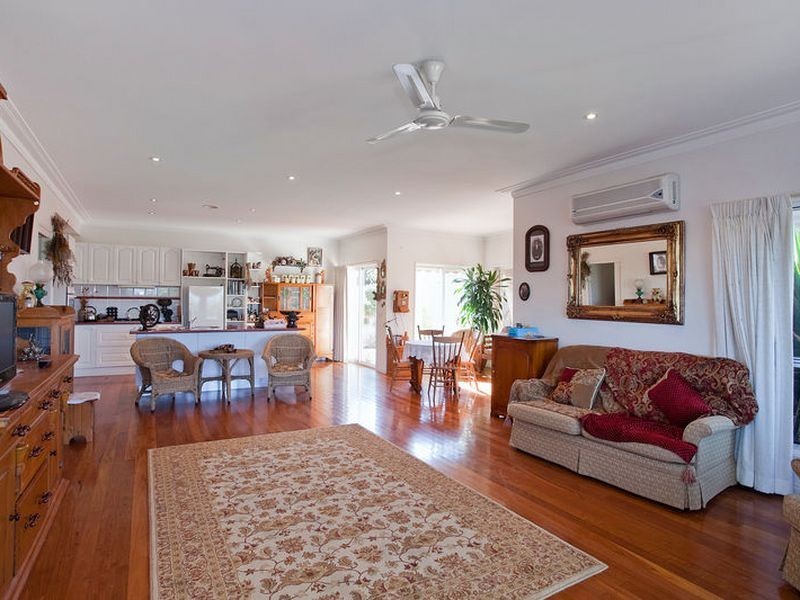 217 The Esplanade, Torquay VIC 3228