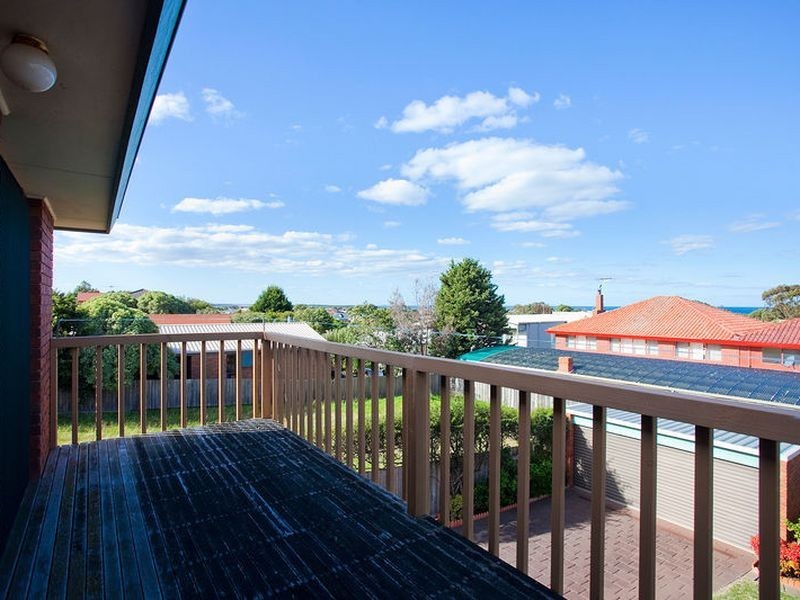 86 Fischer Street, Torquay VIC 3228