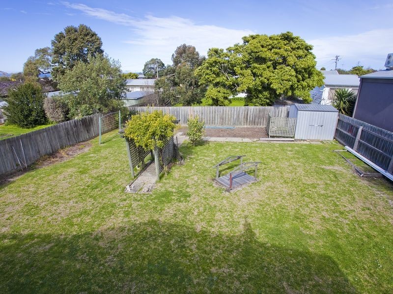 11 Gogoll Crescent, Torquay VIC 3228