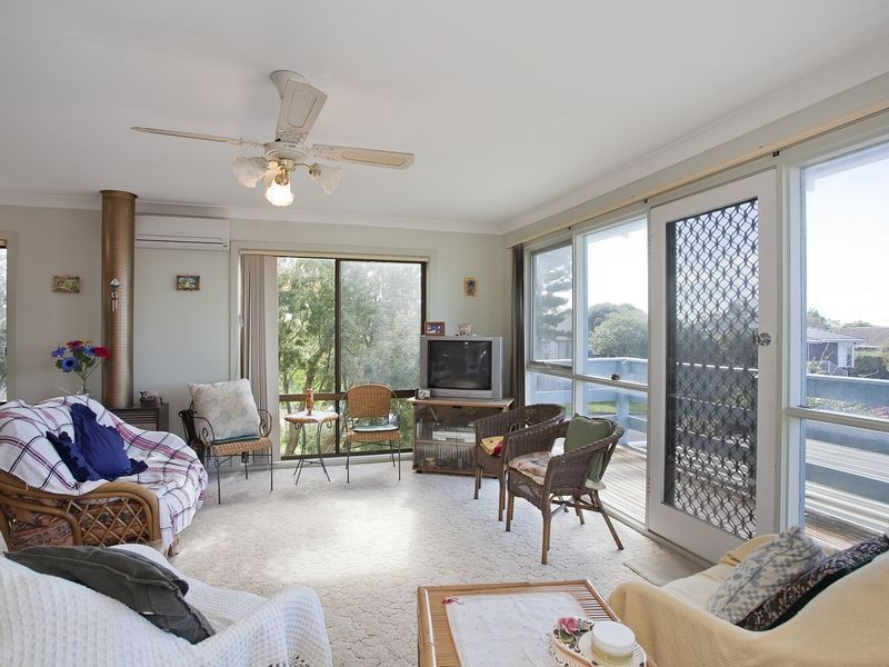 11 Gogoll Crescent, Torquay VIC 3228