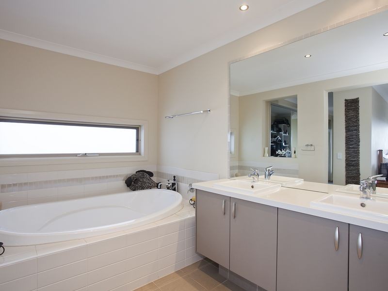 43 Onshore Drive, Torquay VIC 3228
