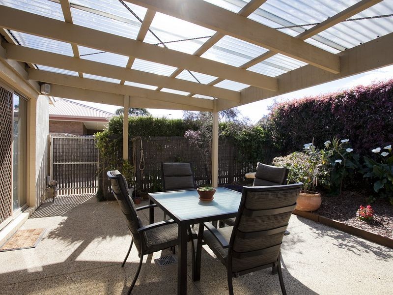 1/12 Loch Ard Drive, Torquay VIC 3228