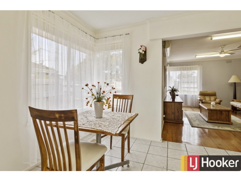 10 Harris Avenue, Hoppers Crossing VIC 3029