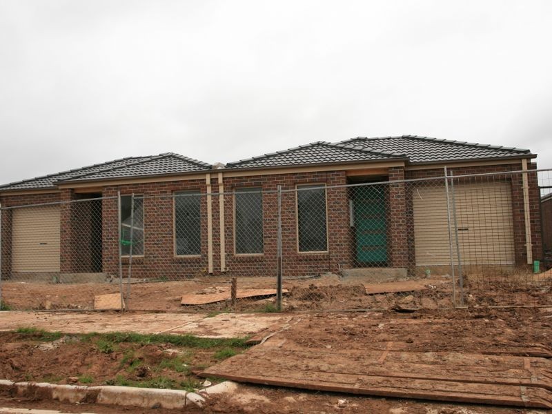 2/Lot 101 McGrath Road, Wyndham Vale VIC 3024