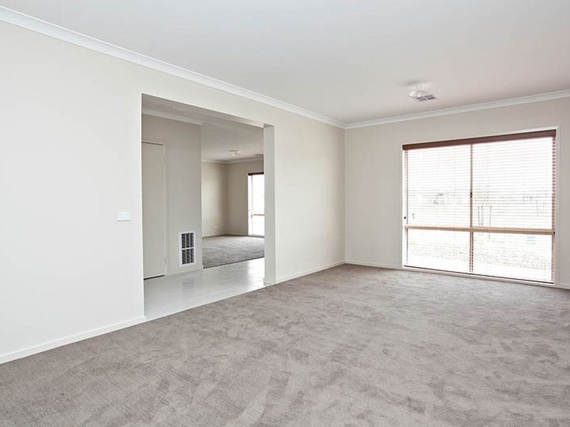 387 Boardwalk Boulevard, Point Cook VIC 3030