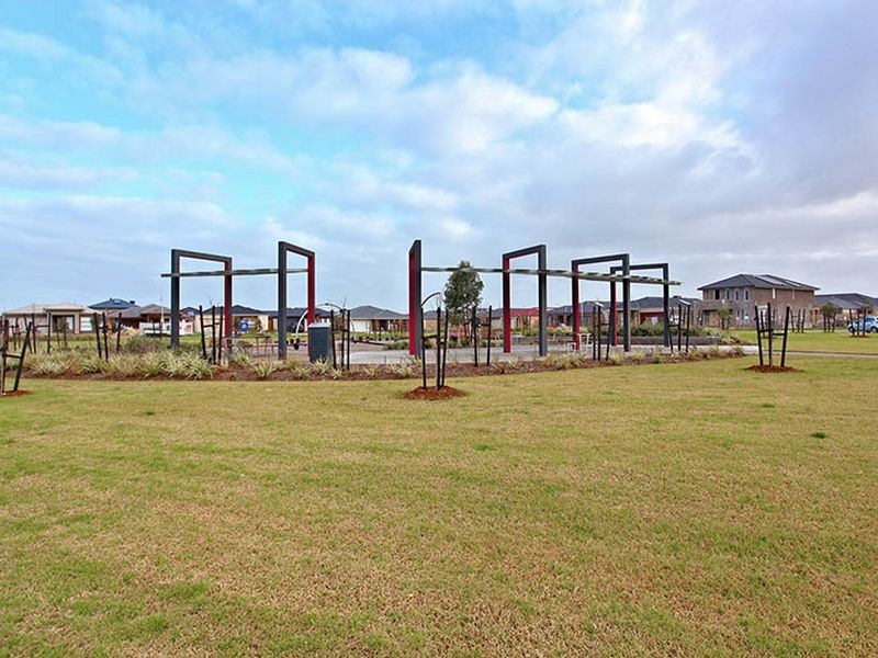 387 Boardwalk Boulevard, Point Cook VIC 3030