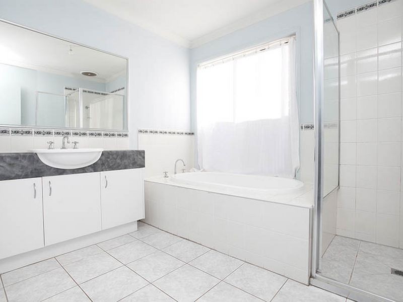 9 Wordsworth Place, Truganina VIC 3029