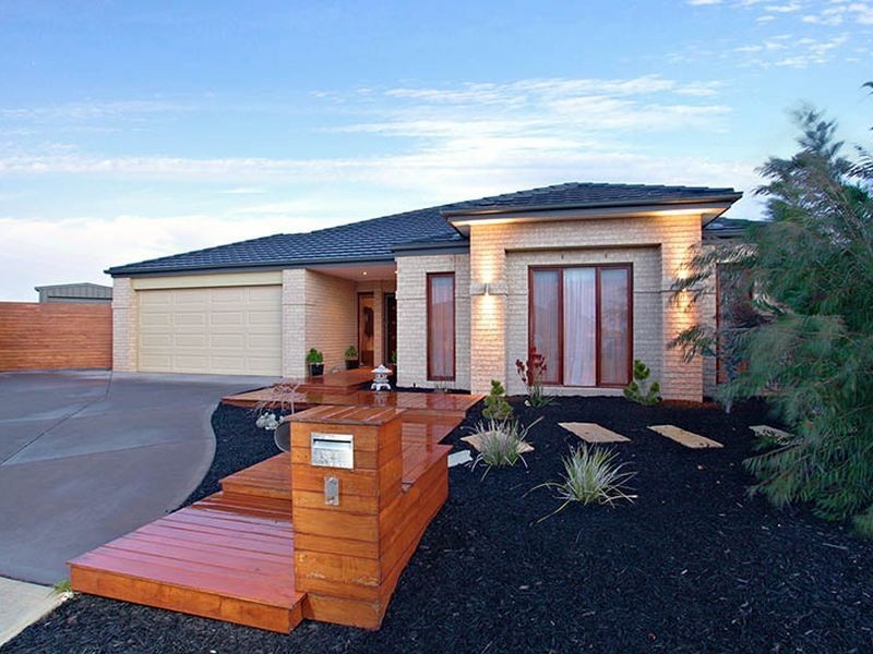 9 Malanda Place, Truganina VIC 3029