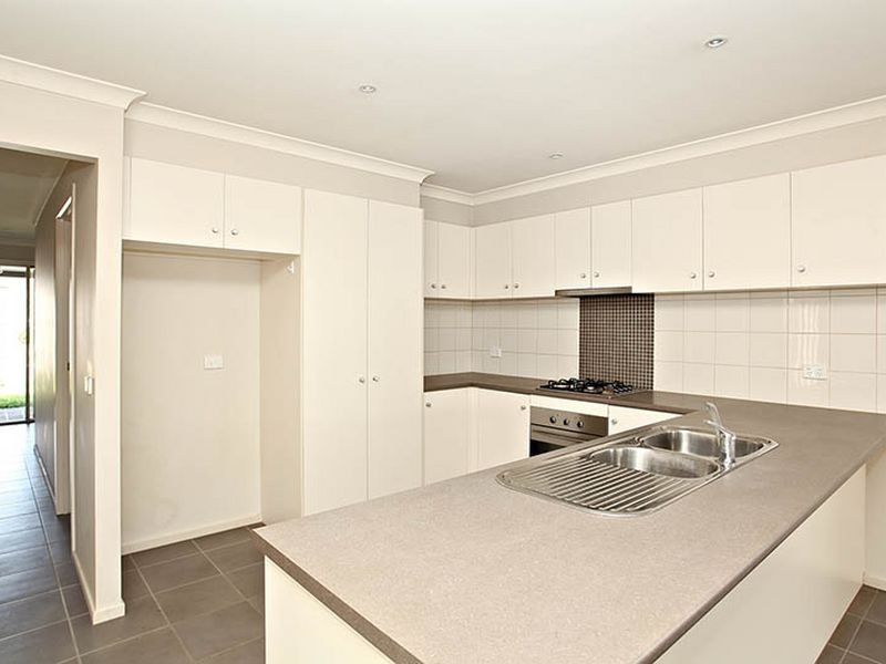 21 Hamish Drive, Tarneit VIC 3029