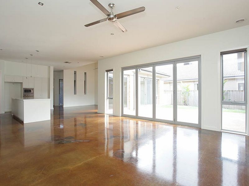 4 Riverglades Drive, Point Cook VIC 3030