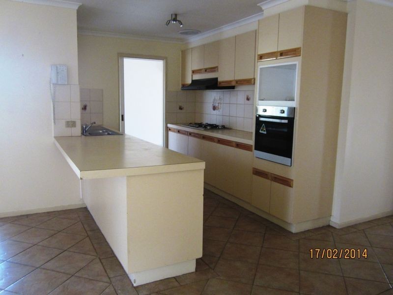28 Mirambeek Road, Hoppers Crossing VIC 3029