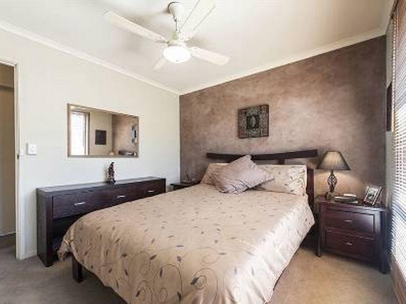 Unit 1/179 Rosella Avenue, Werribee VIC 3030