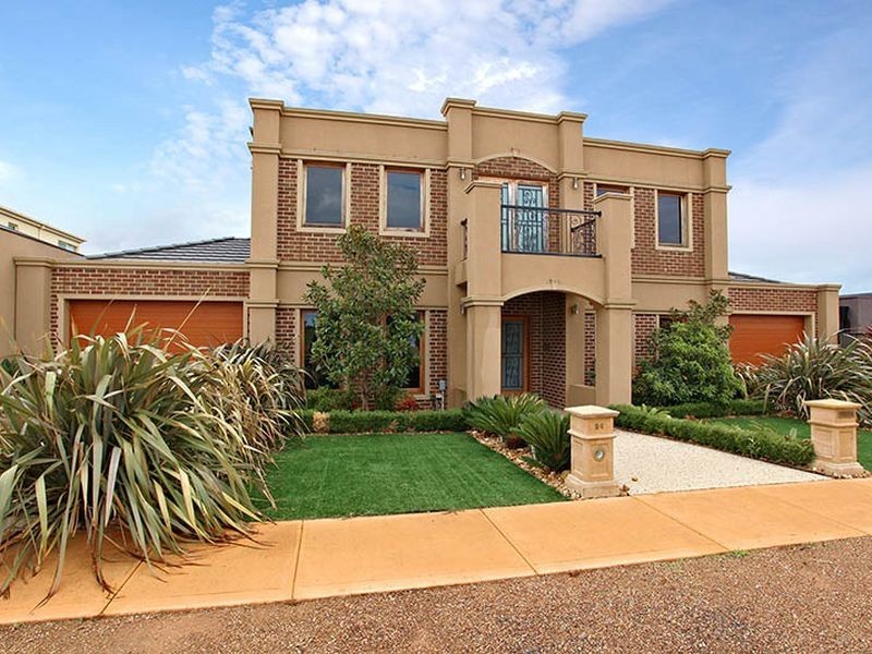 24 Bandler Parkway, Point Cook VIC 3030