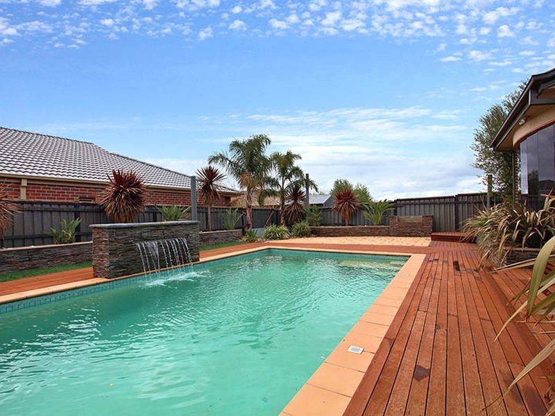 24 Bandler Parkway, Point Cook VIC 3030