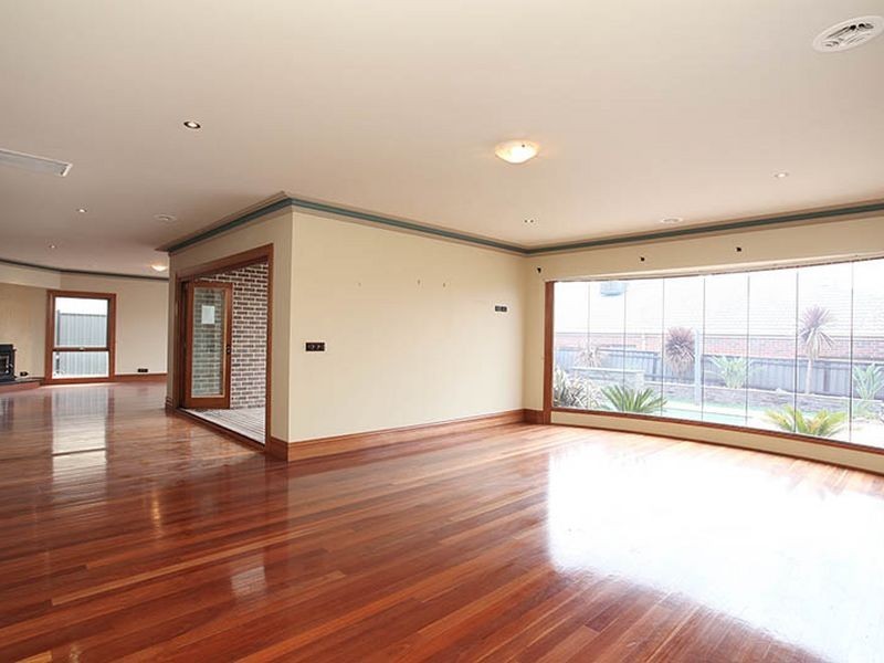 24 Bandler Parkway, Point Cook VIC 3030