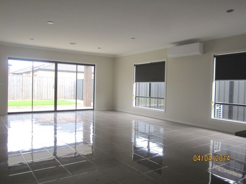 65 Terrene Terrace, Point Cook VIC 3030