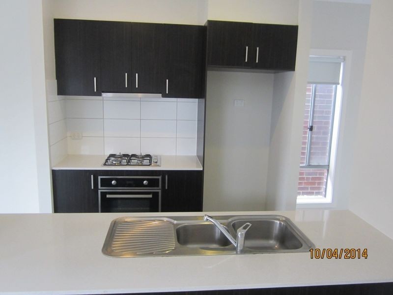 2/46 Emperor Parade, Tarneit VIC 3029