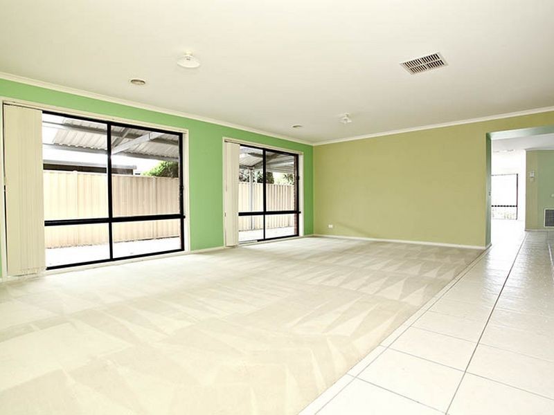 24 Storrington Avenue, Hoppers Crossing VIC 3029