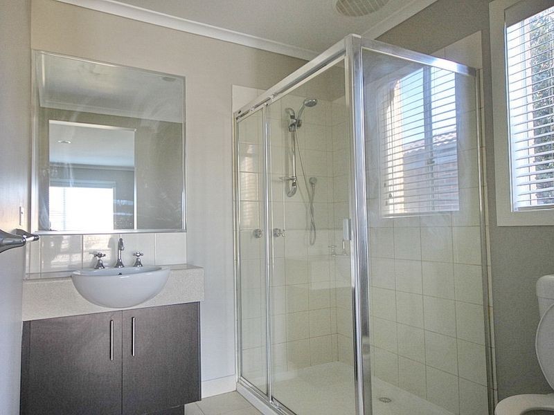 126 Rose Grange Boulevard, Tarneit VIC 3029