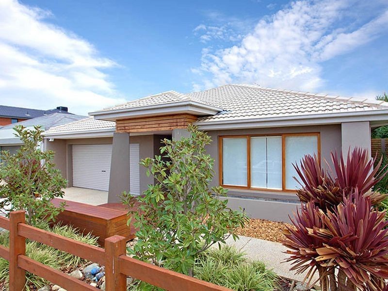 15 Minindee Road, Wyndham Vale VIC 3024