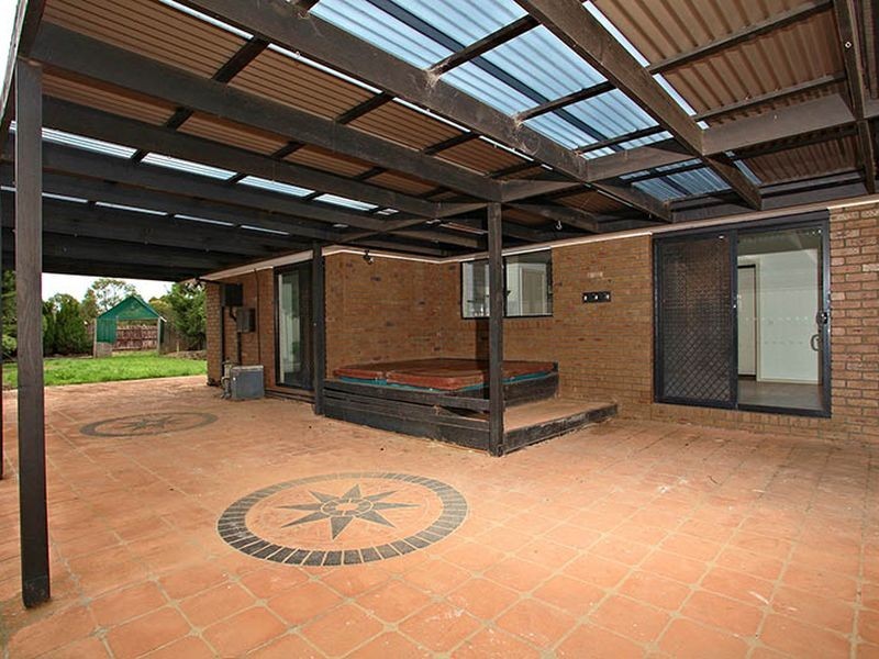 61 Silvereye Crescent, Werribee VIC 3030