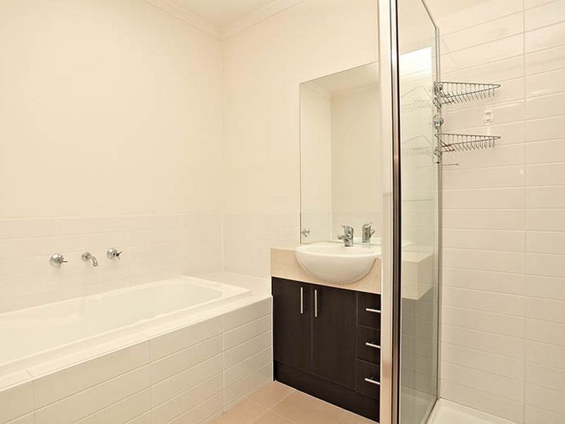 4/3-11 Retford Close, Werribee VIC 3030