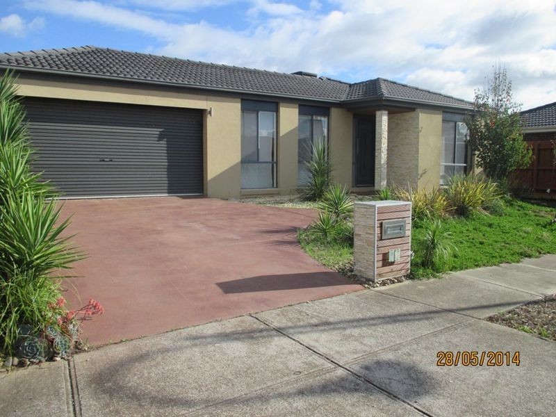 15 Finchley Park Drive, Tarneit VIC 3029