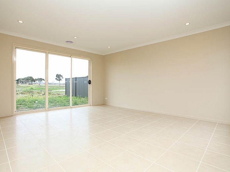 64 O’Reilly Road, Tarneit VIC 3029