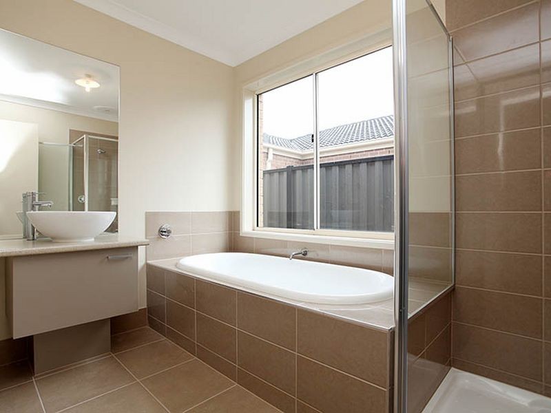 64 O’Reilly Road, Tarneit VIC 3029