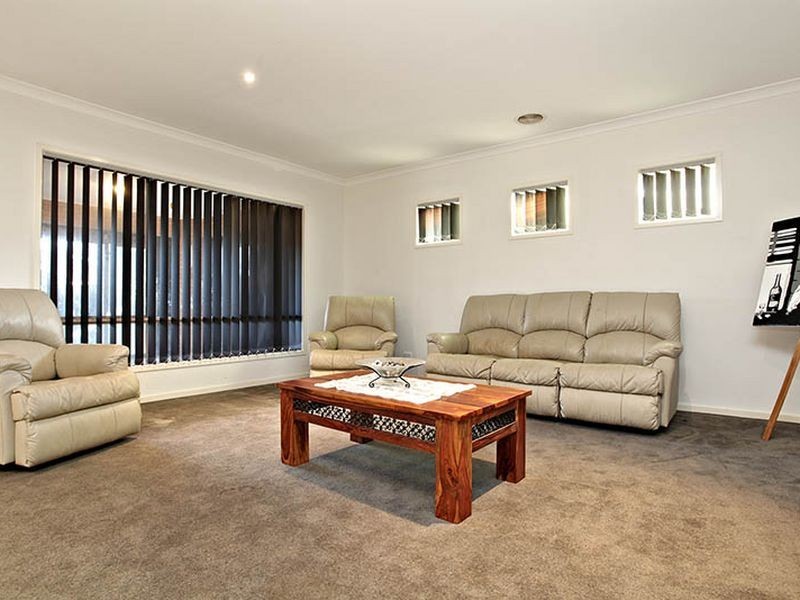 16 Mackay Road, Wyndham Vale VIC 3024