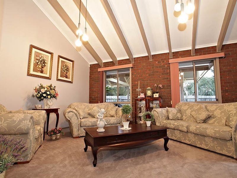 5 Mcmillan Court, Hoppers Crossing VIC 3029