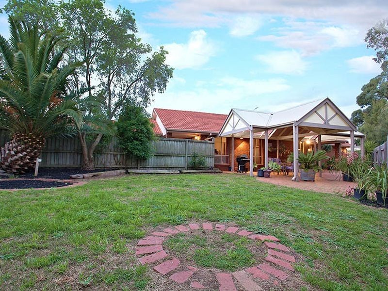 5 Mcmillan Court, Hoppers Crossing VIC 3029