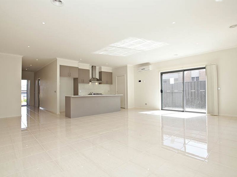 11 Circuit Drive, Truganina VIC 3029