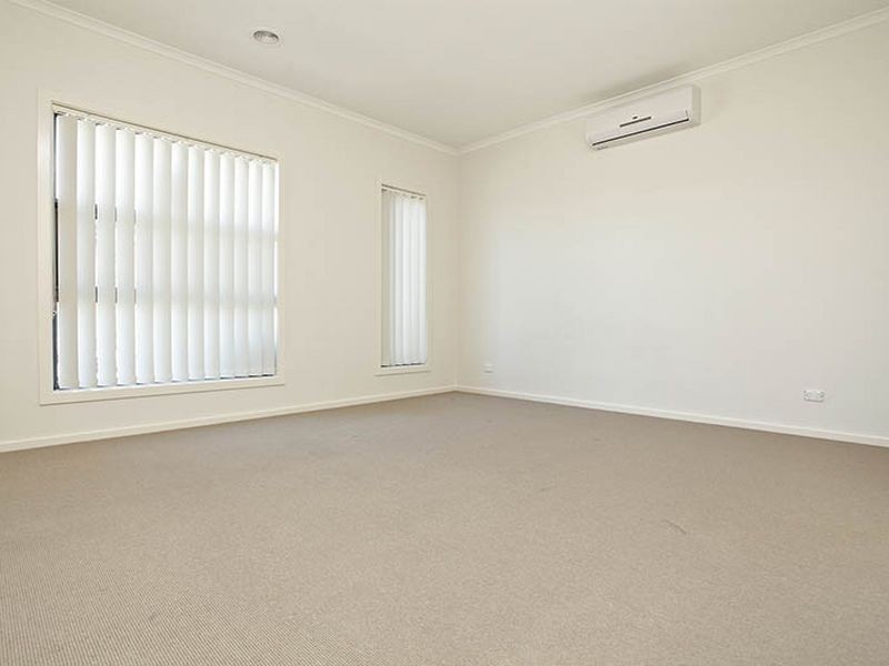 11 Circuit Drive, Truganina VIC 3029