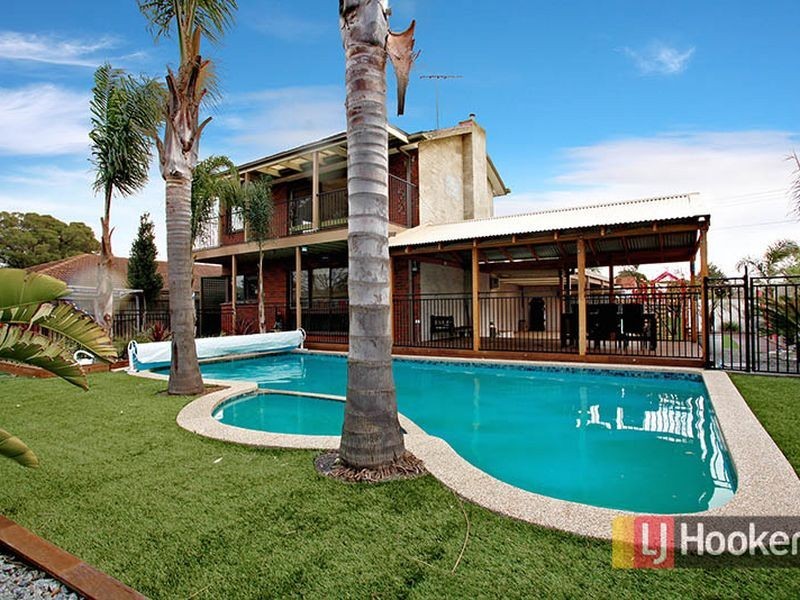 56 Baggott Drive, Hoppers Crossing VIC 3029