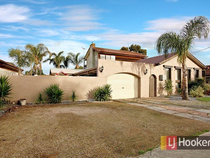 56 Baggott Drive, Hoppers Crossing VIC 3029
