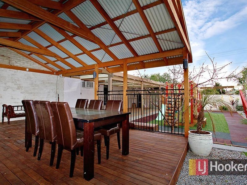 56 Baggott Drive, Hoppers Crossing VIC 3029