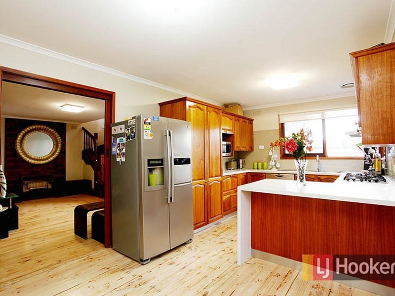56 Baggott Drive, Hoppers Crossing VIC 3029