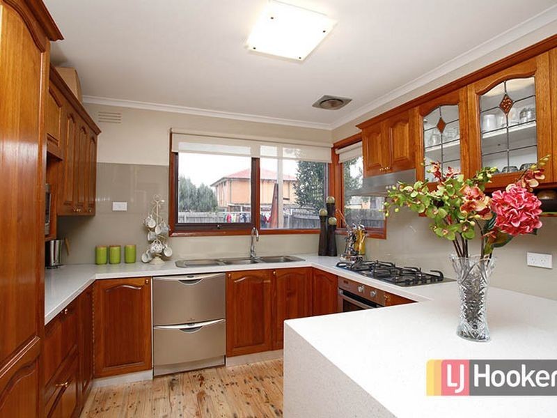 56 Baggott Drive, Hoppers Crossing VIC 3029