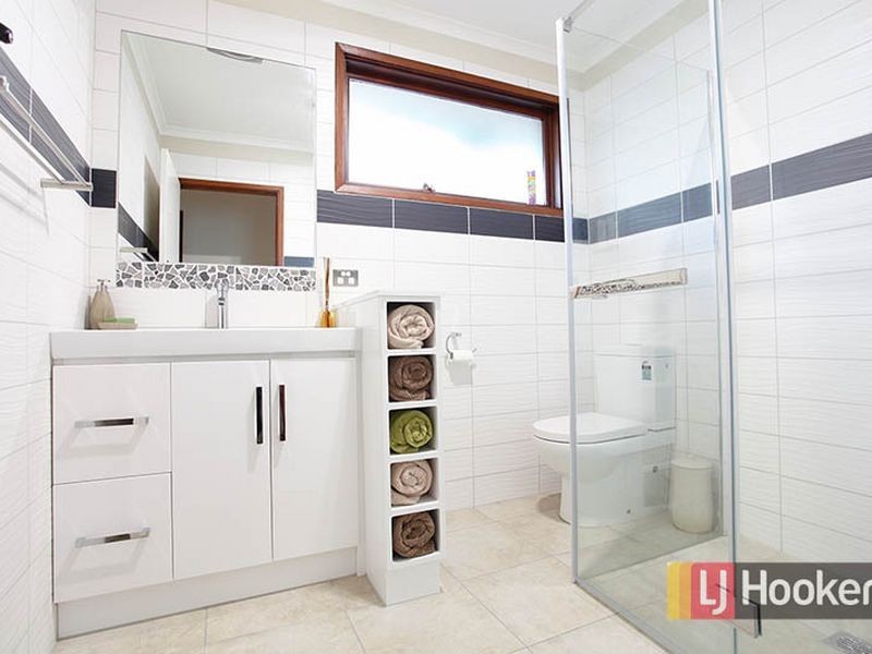 56 Baggott Drive, Hoppers Crossing VIC 3029