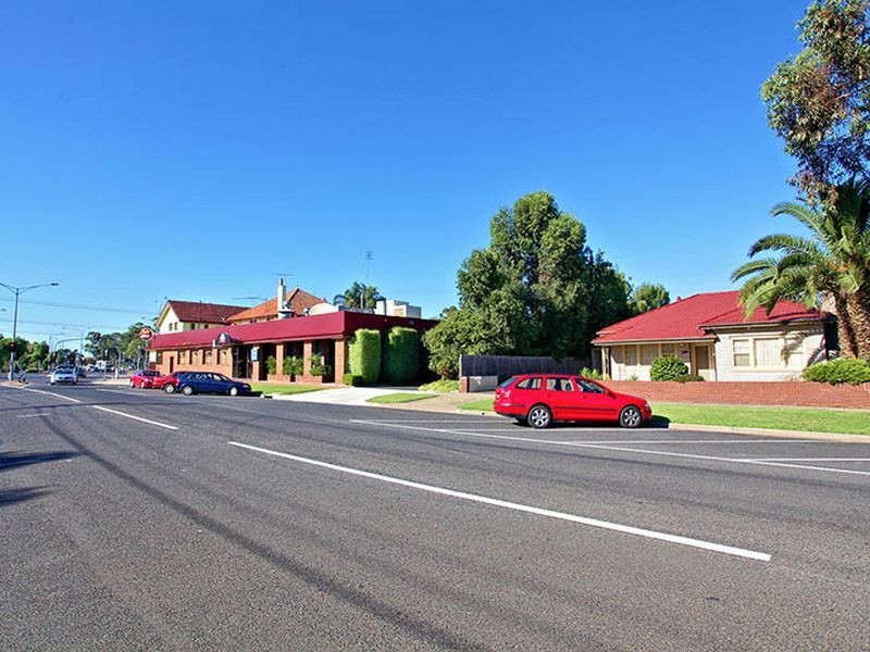 105 Werribee Street North, Werribee VIC 3030