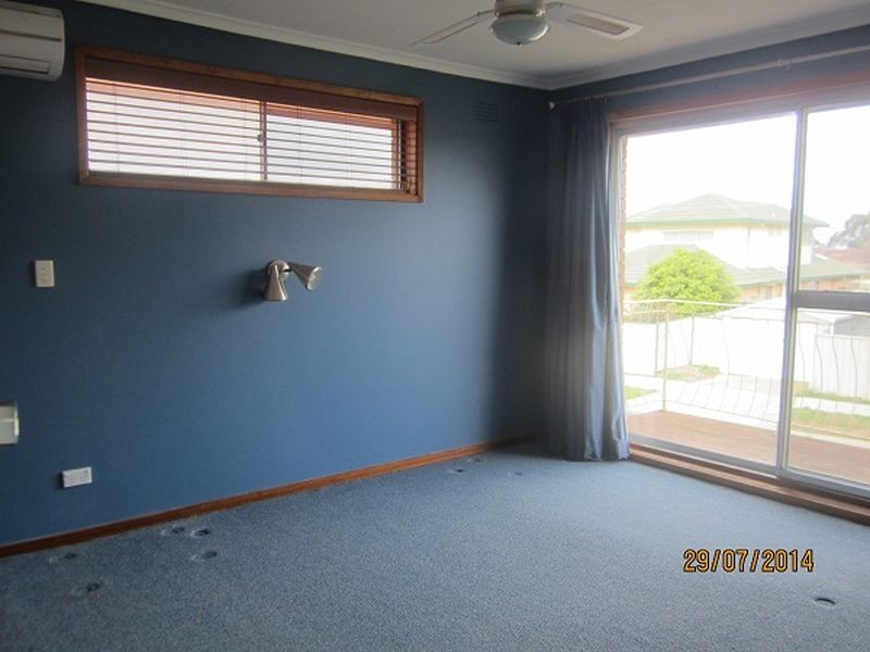 27 Baden Drive, Hoppers Crossing VIC 3029