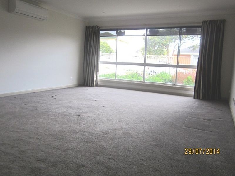 27 Baden Drive, Hoppers Crossing VIC 3029