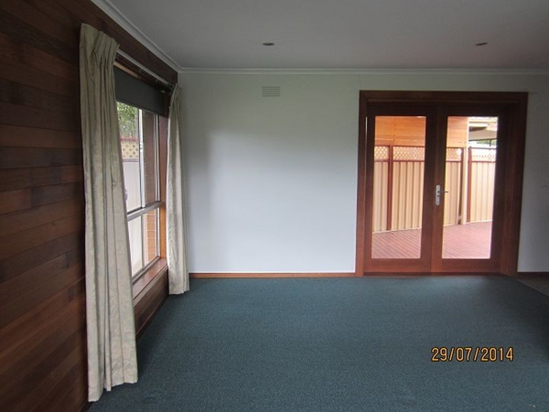 27 Baden Drive, Hoppers Crossing VIC 3029