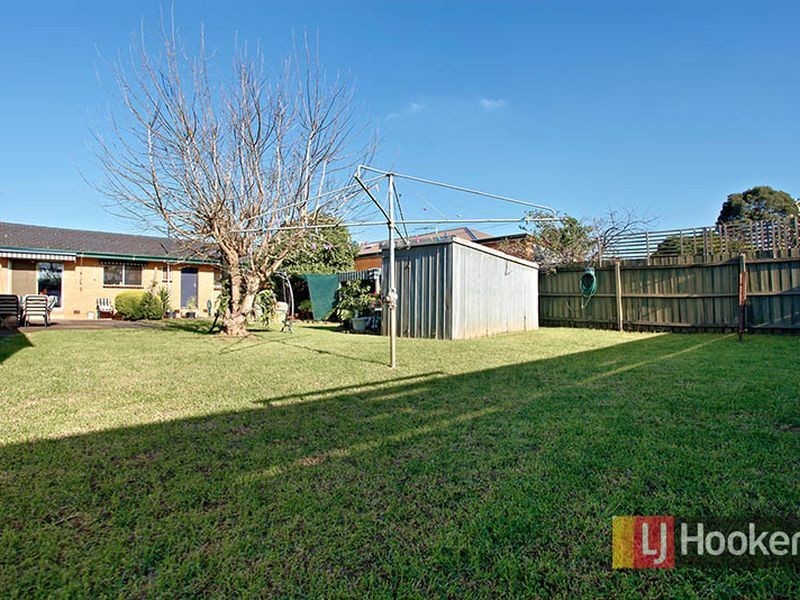 27 Meek Street, Werribee VIC 3030
